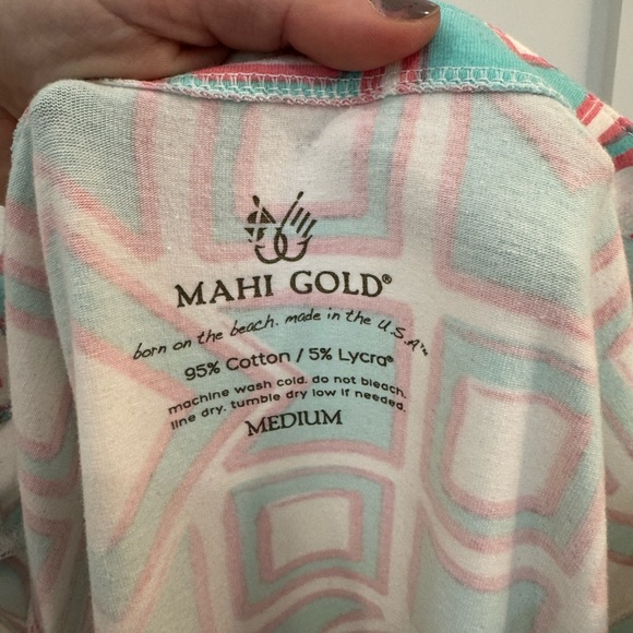 NWT Mahi gold size medium Midi dress with 3/4 sleeves. DISCONTINUED PATTERN. - Picture 4 of 4